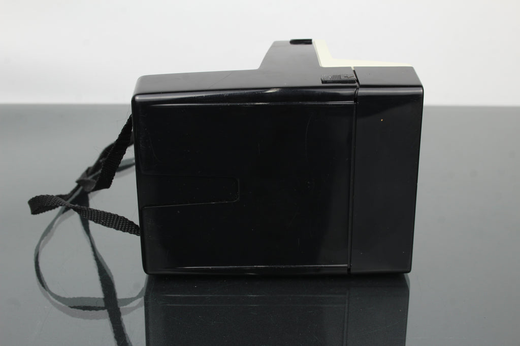Polaroid 1000 Land Camera