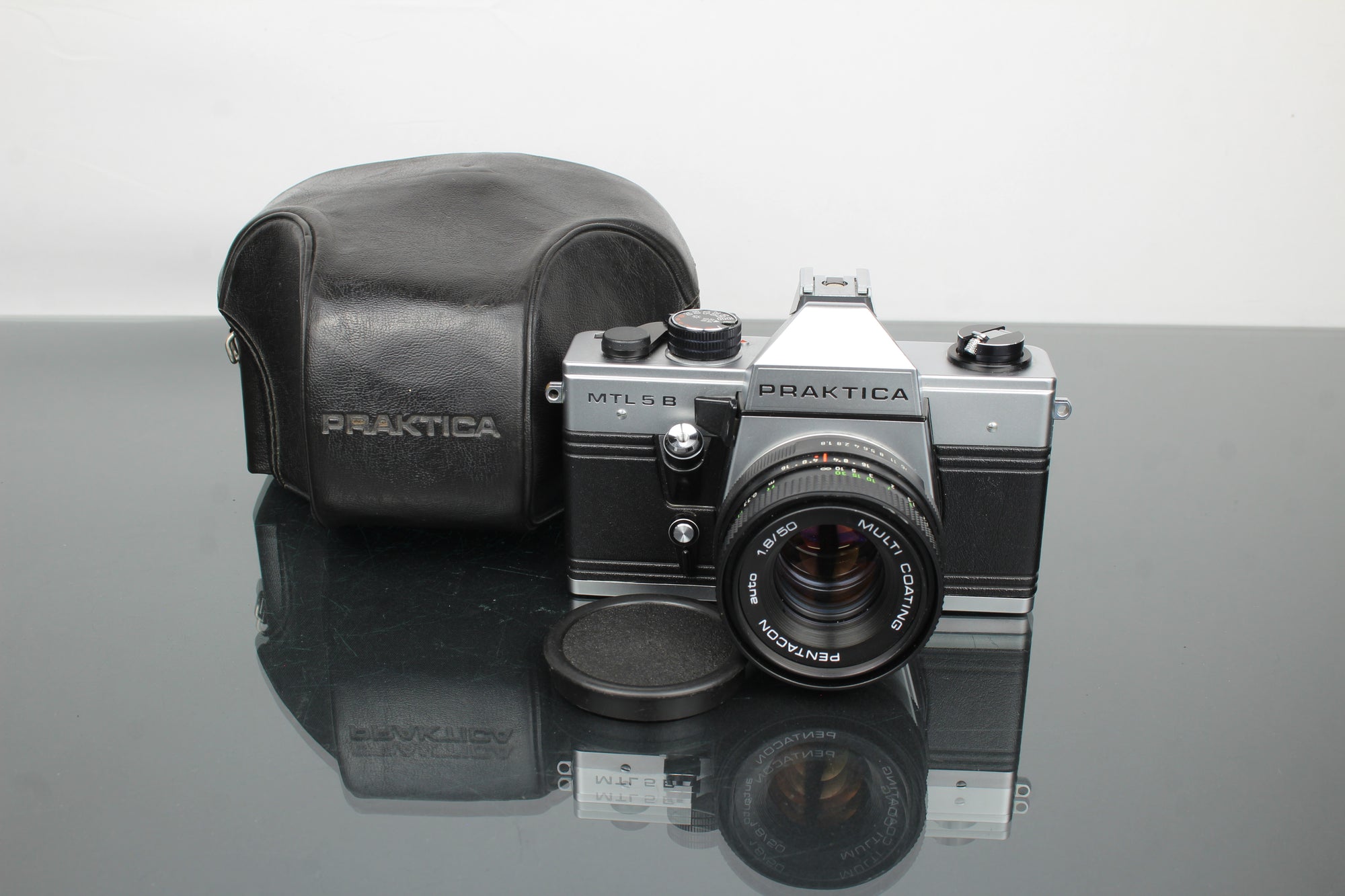 Praktika MLT 5 B + Pentacon auto 1.8/50 lens (M42 mount)