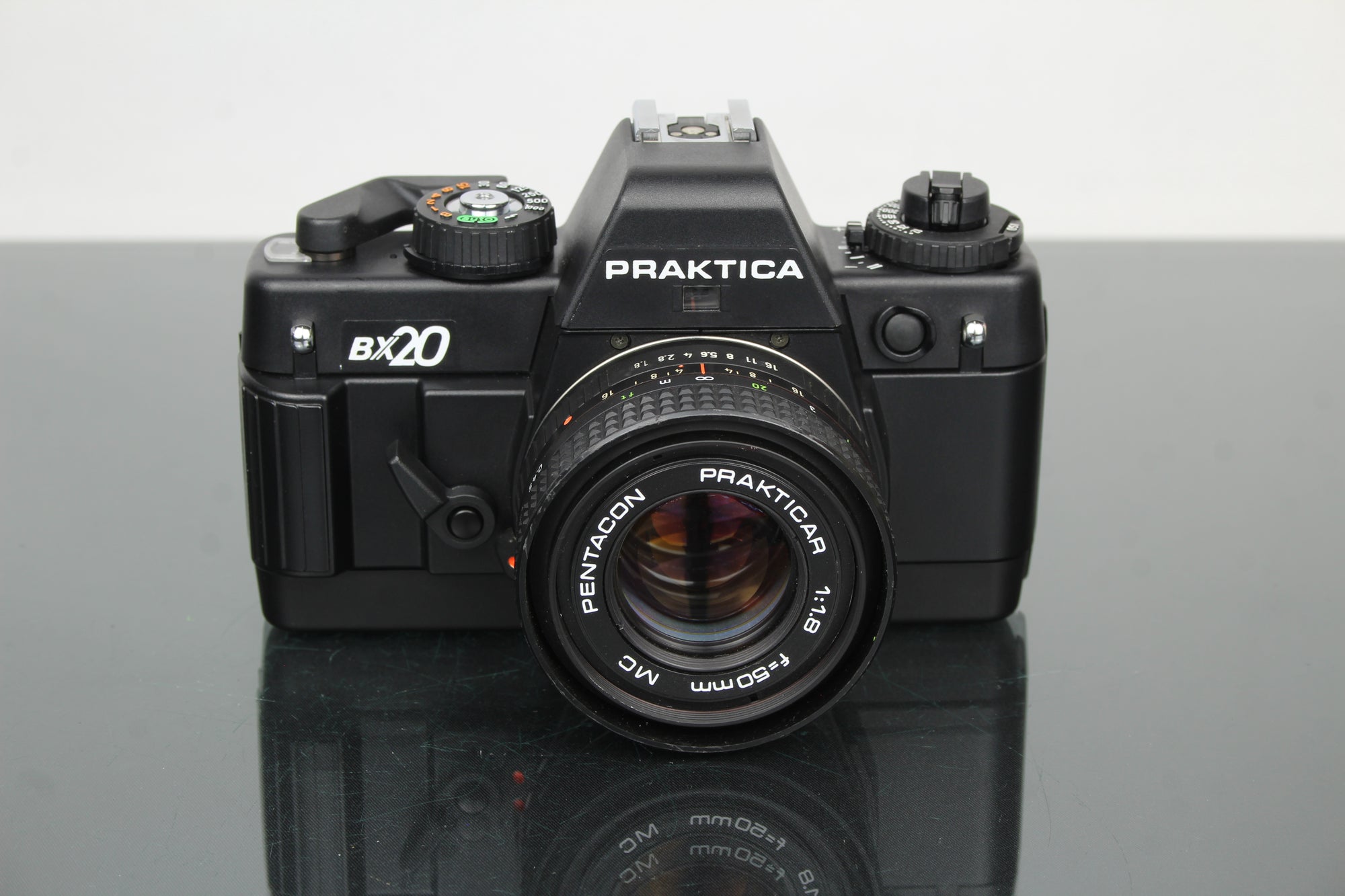 Practica BX20 + Pentacon Praktica 50mm 1.8 lens