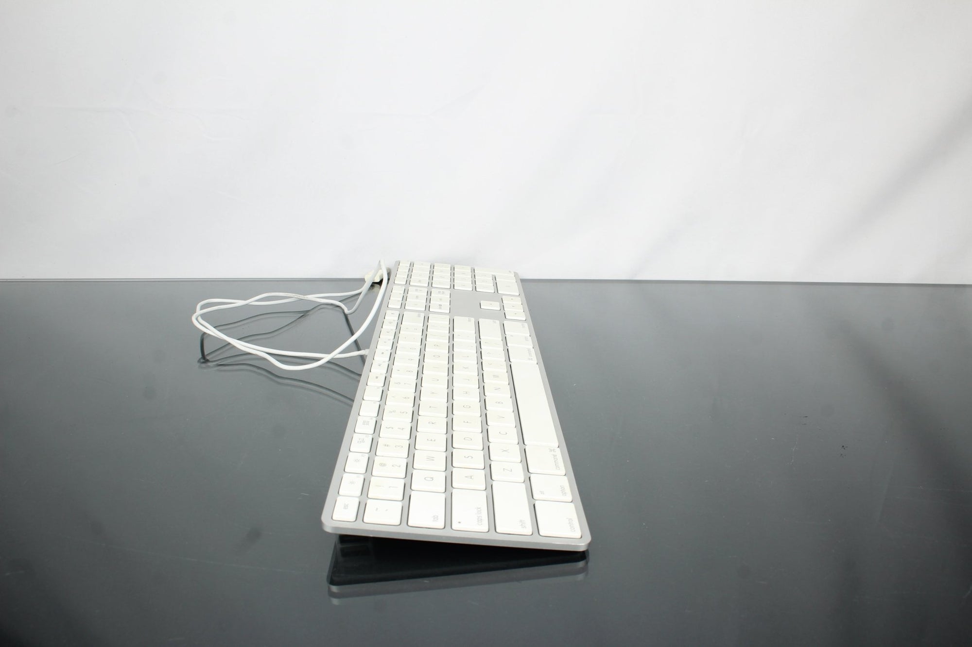 Apple A1243 - Dutch|Thrift
