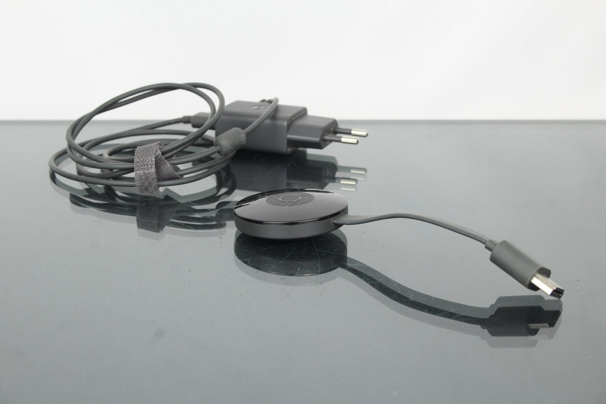 Chromecast model NC2 - 6A5 1st Gen HDMI - Dutch|Thrift