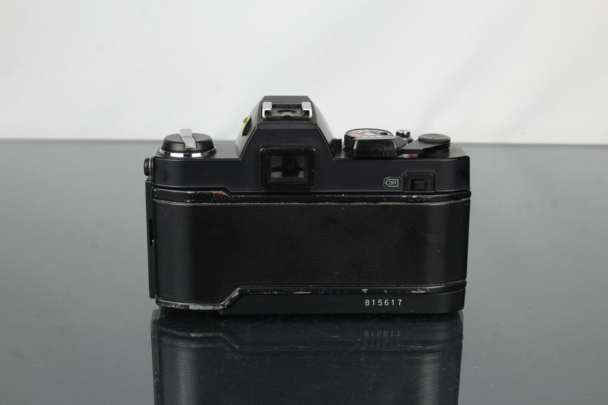 Konica Autoreflex TC + Konica Hexanon AR 28mm F3.5 - Dutch|Thrift