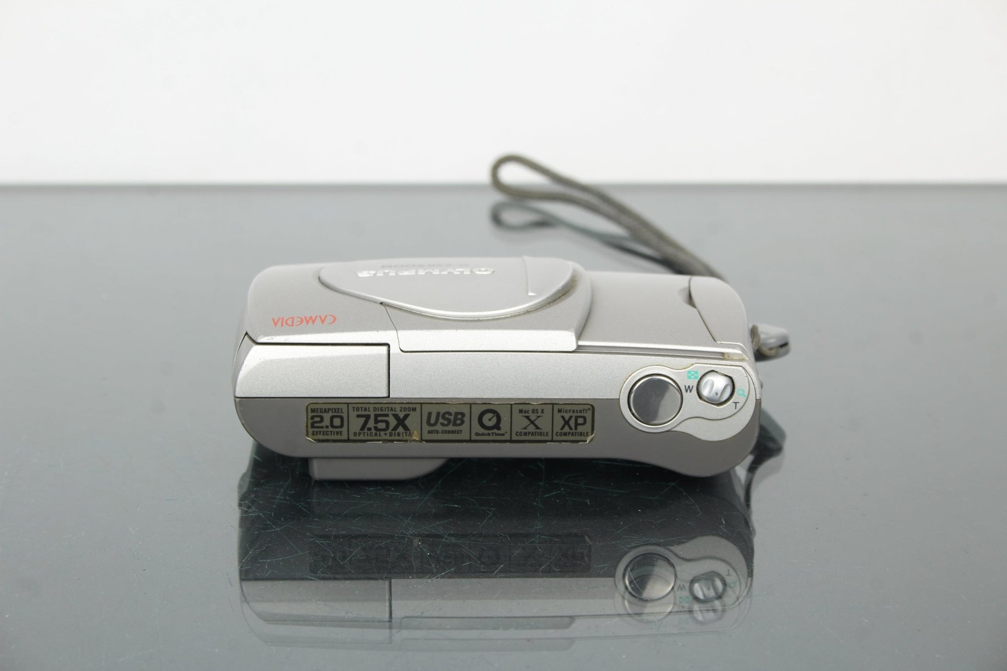 Olympus C - 220 Zoom - Dutch|Thrift