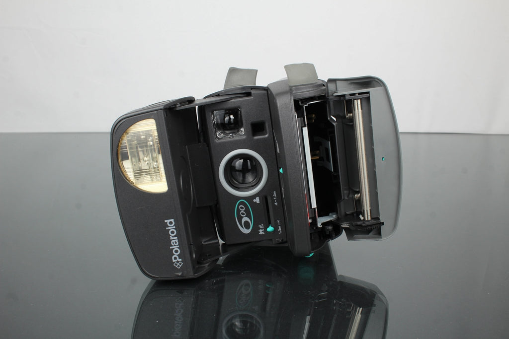 Polaroid 600 - Dutch|Thrift