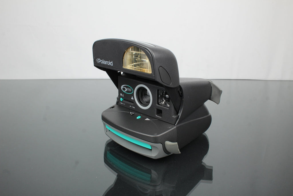 Polaroid 600 - Dutch|Thrift