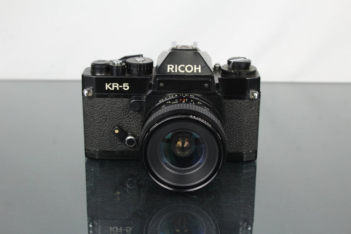 Ricoh KR - 5 + Kiron 28mm f/2.8 lens - Dutch|Thrift